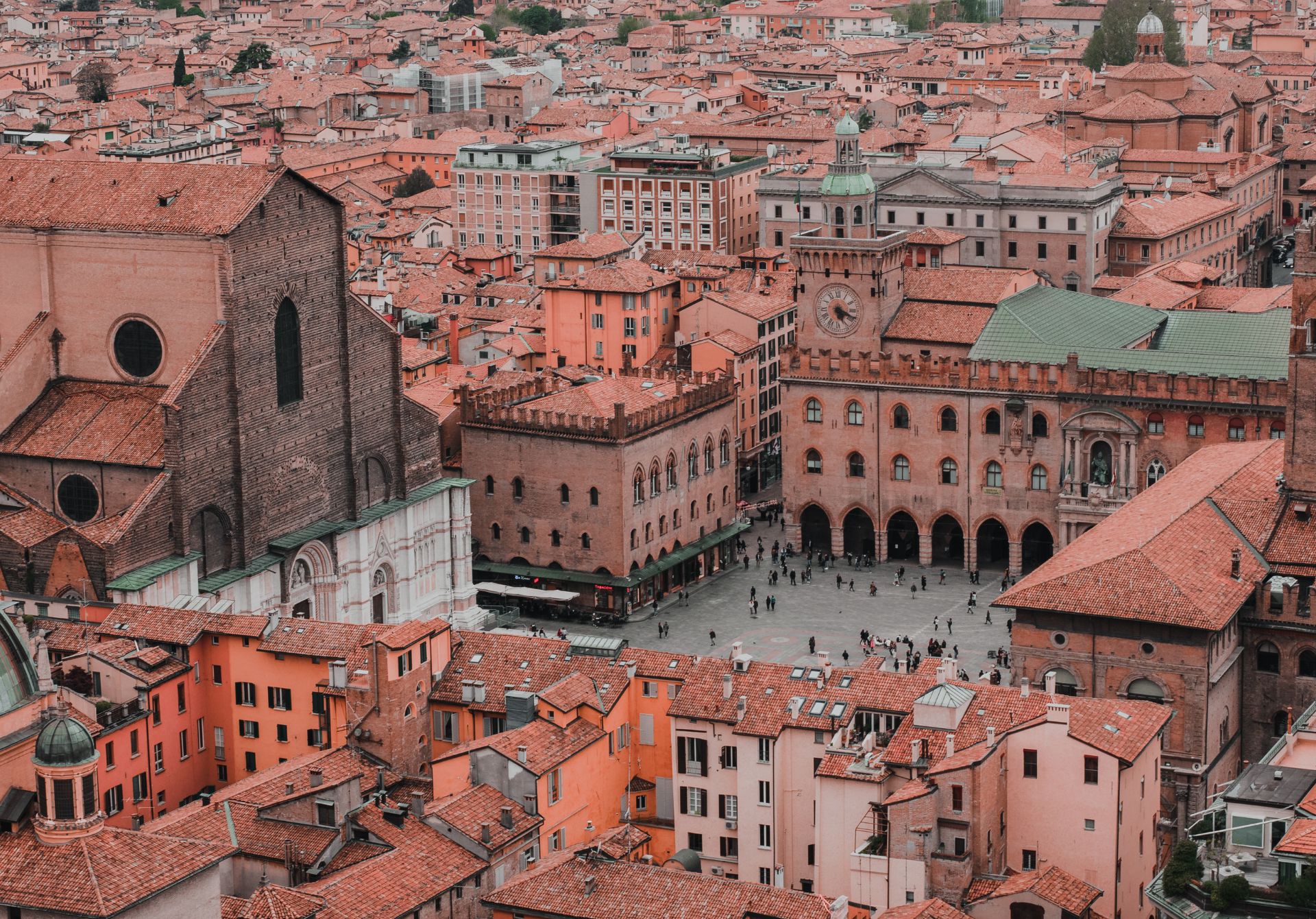 10 Design Hotels in Bologna